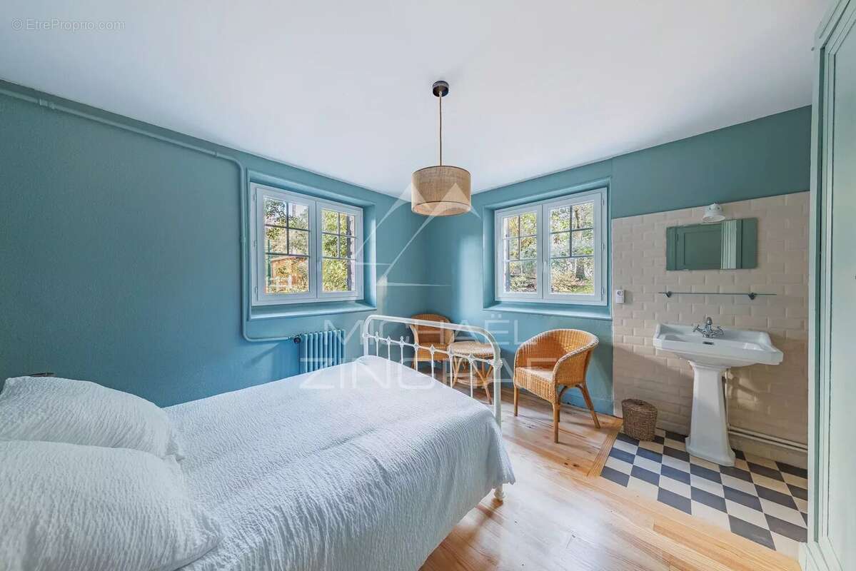 Maison à LE BOUSCAT