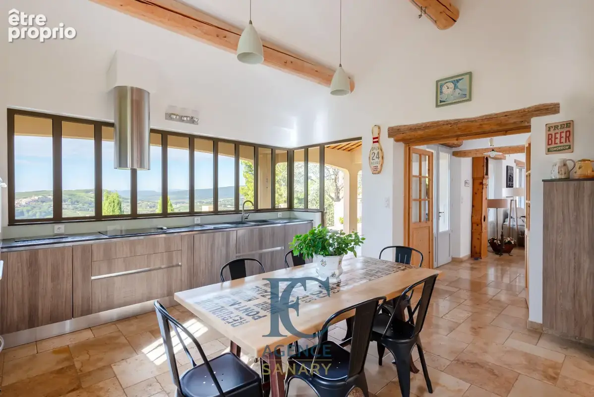 Maison d'exception de plus de 300 m2 vue mer avec grand garage - photo 6