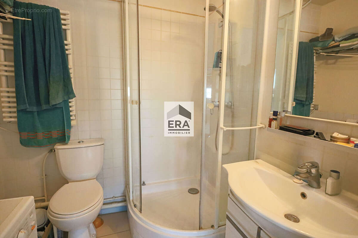 Appartement à PARIS-14E