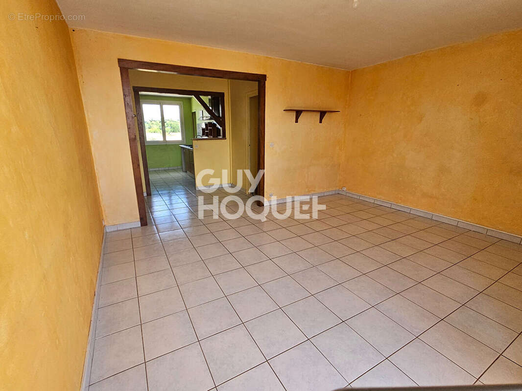 Appartement à PORTES-LES-VALENCE