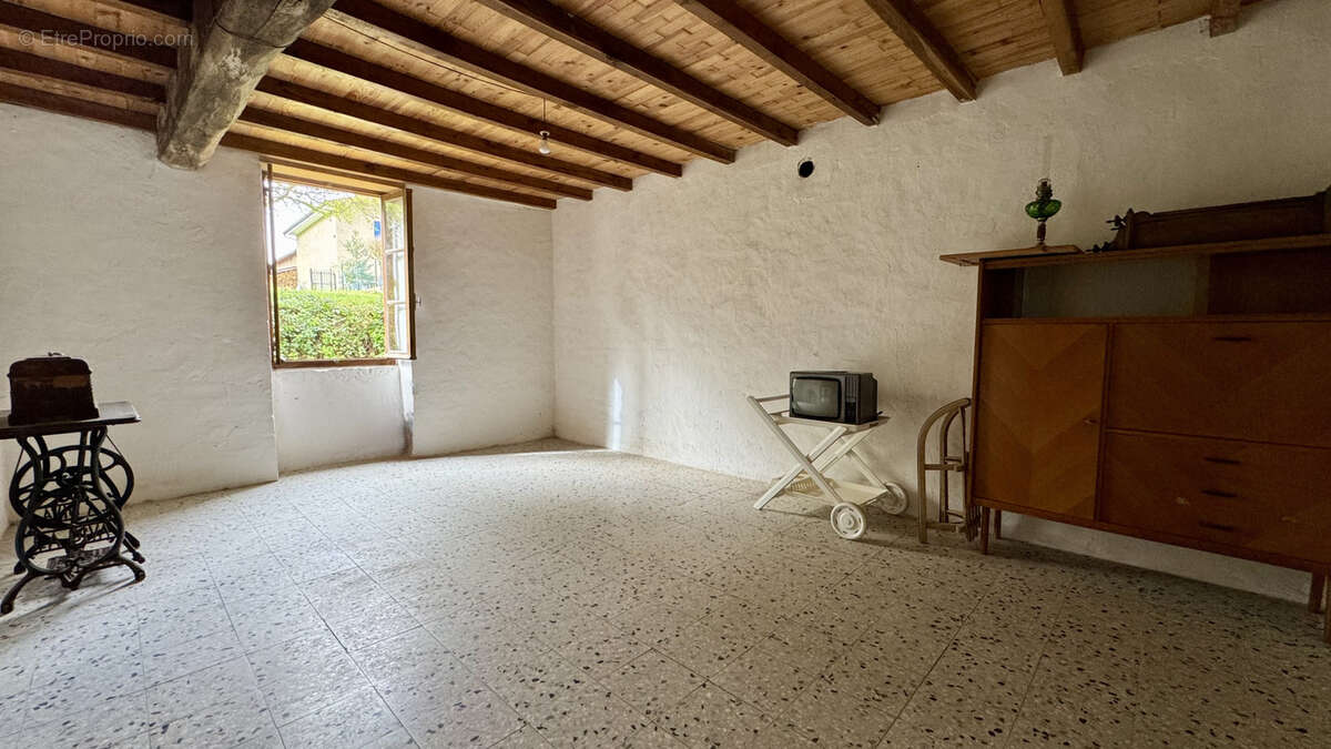Maison à MARIOL