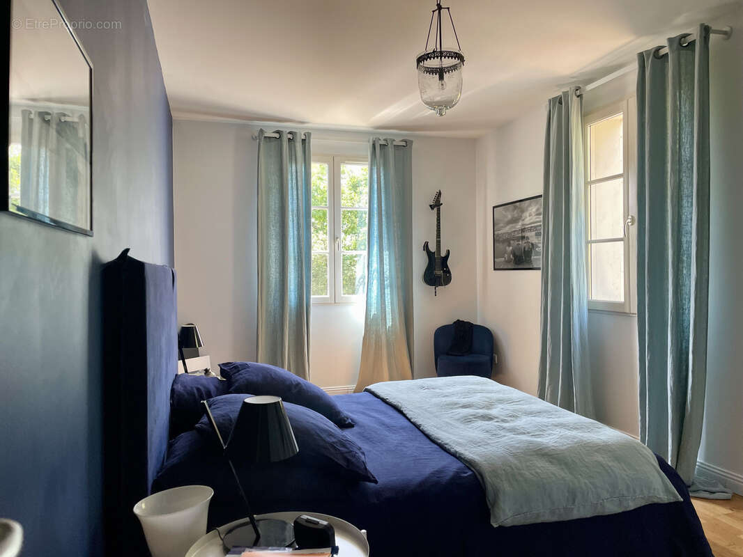 Maison à SAINT-YRIEIX-SUR-CHARENTE