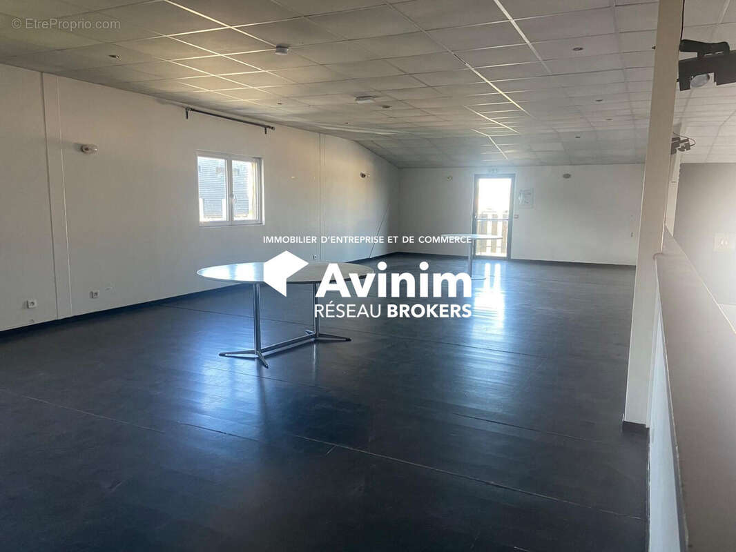 Commerce à MAGNY-EN-VEXIN