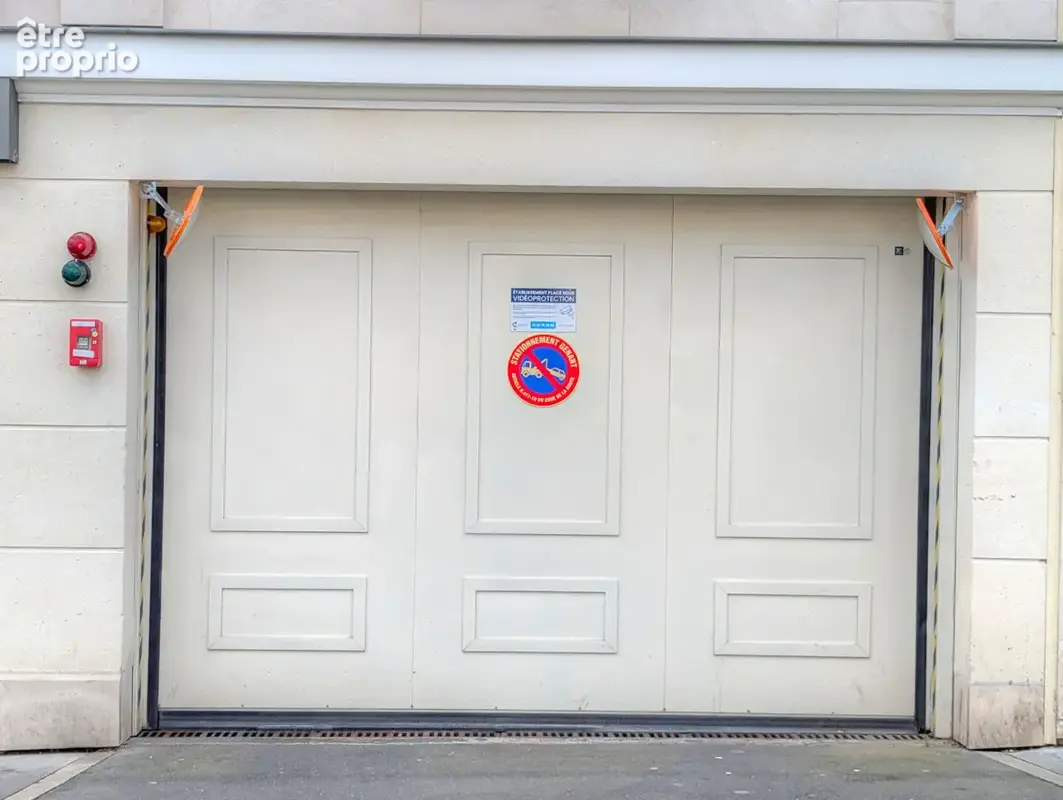 Parking / box La Garenne Colombes - photo 2