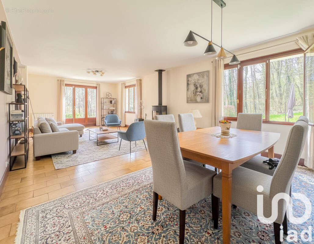 Photo 3 - Maison à CUISE-LA-MOTTE