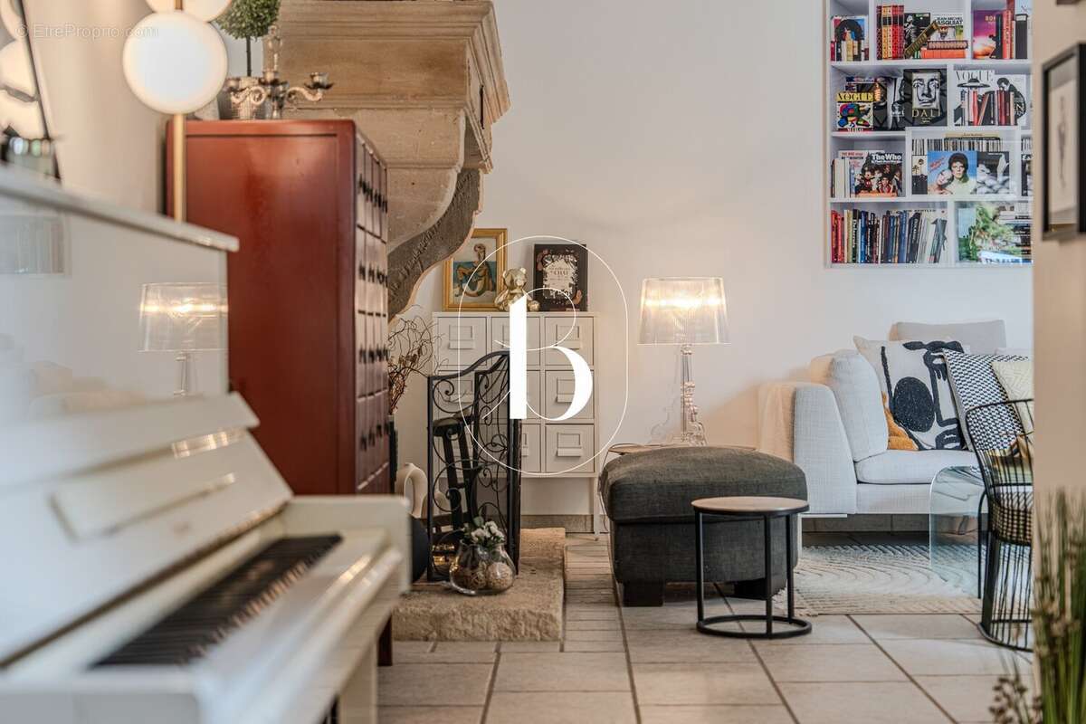 Maison à UZES