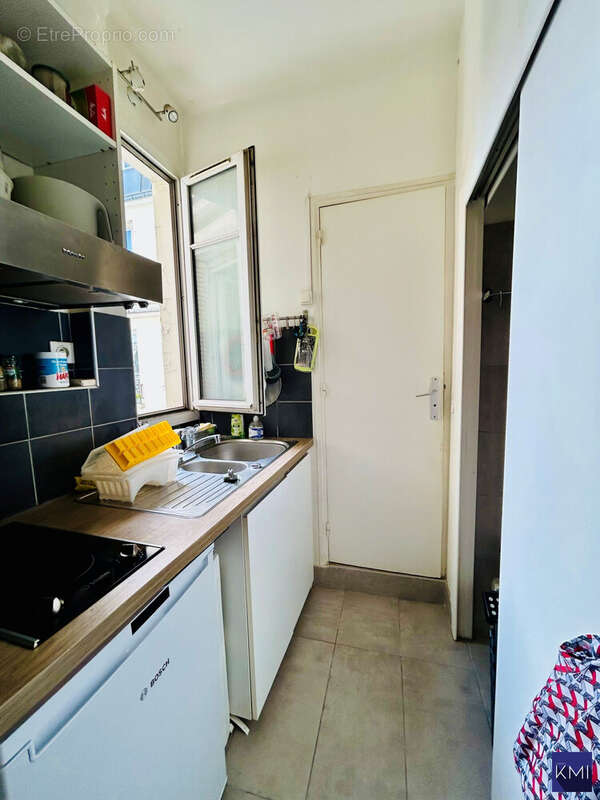 Appartement à PARIS-20E