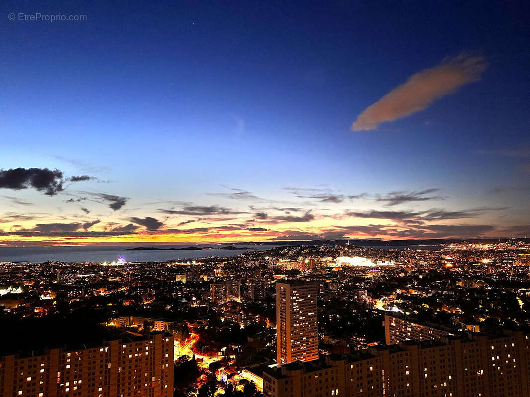 Appartement à MARSEILLE-9E