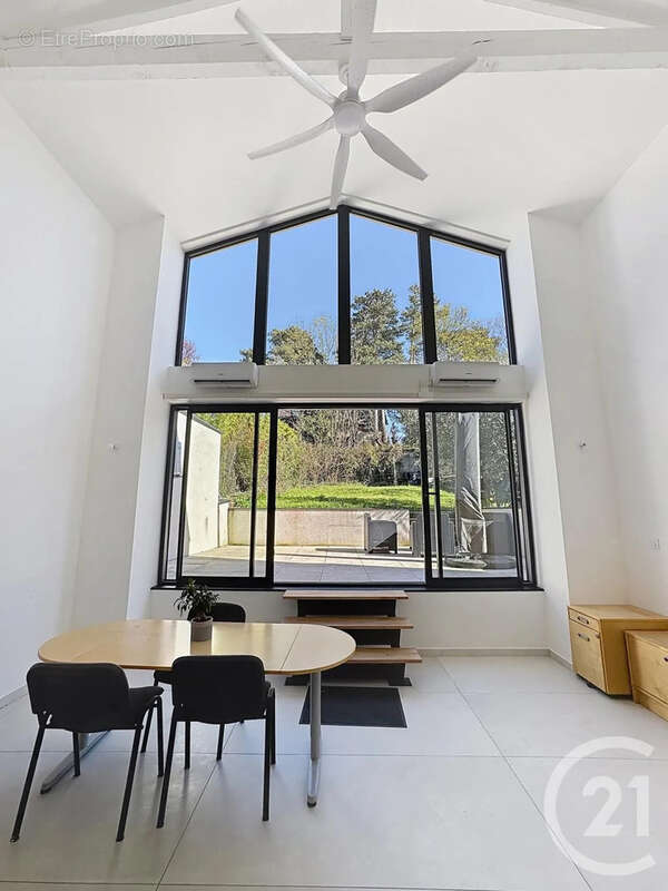 Appartement à SAINTE-FOY-LES-LYON