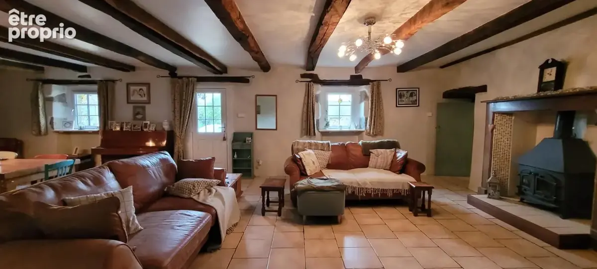 Charmant corps de ferme rénové avec gîtes, piscine et dépend - photo 5