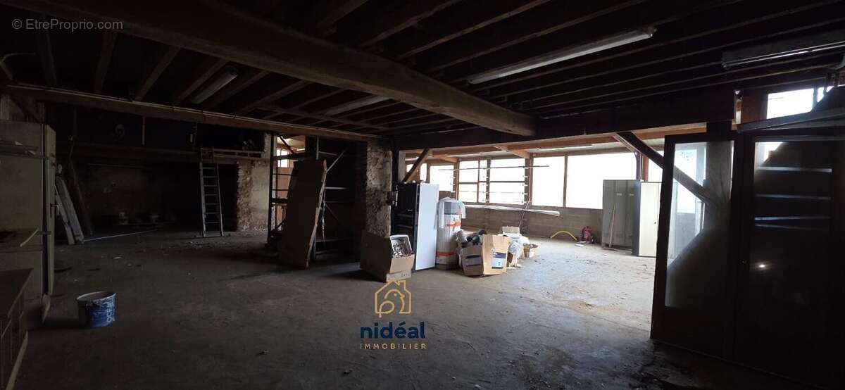 Commerce à PACY-SUR-EURE