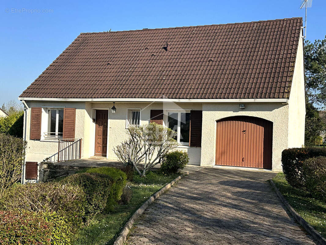 Maison à CHAMPIGNY