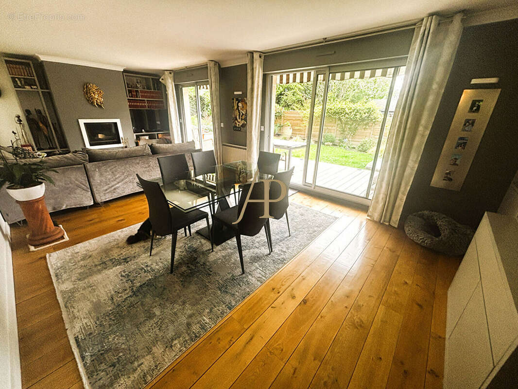 Appartement à SAINT-GERMAIN-EN-LAYE