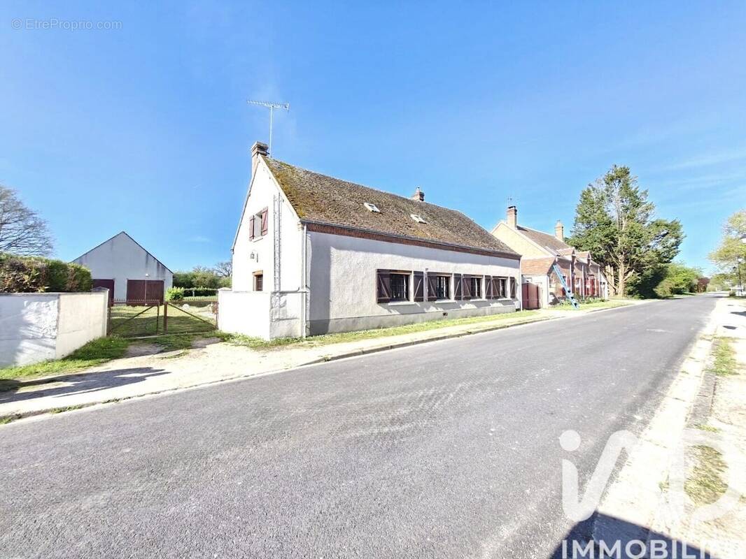 Photo 1 - Maison à SULLY-SUR-LOIRE
