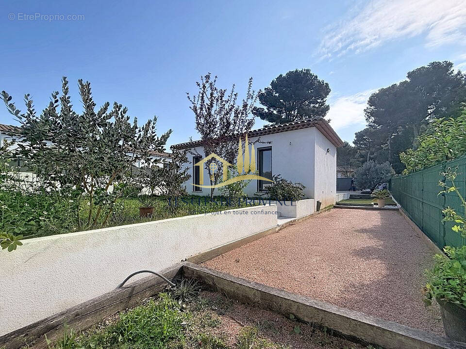Maison à ROGNAC