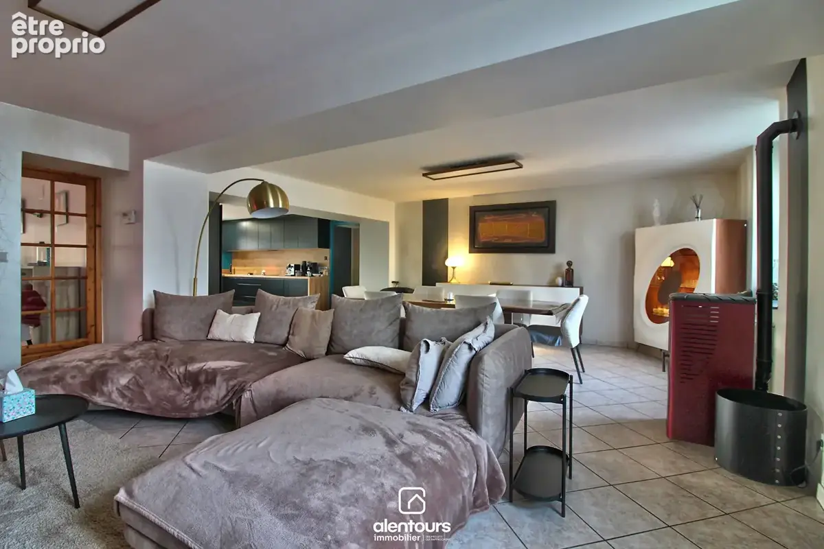 Maison  12 pièce(s) 352 m2 - photo 5