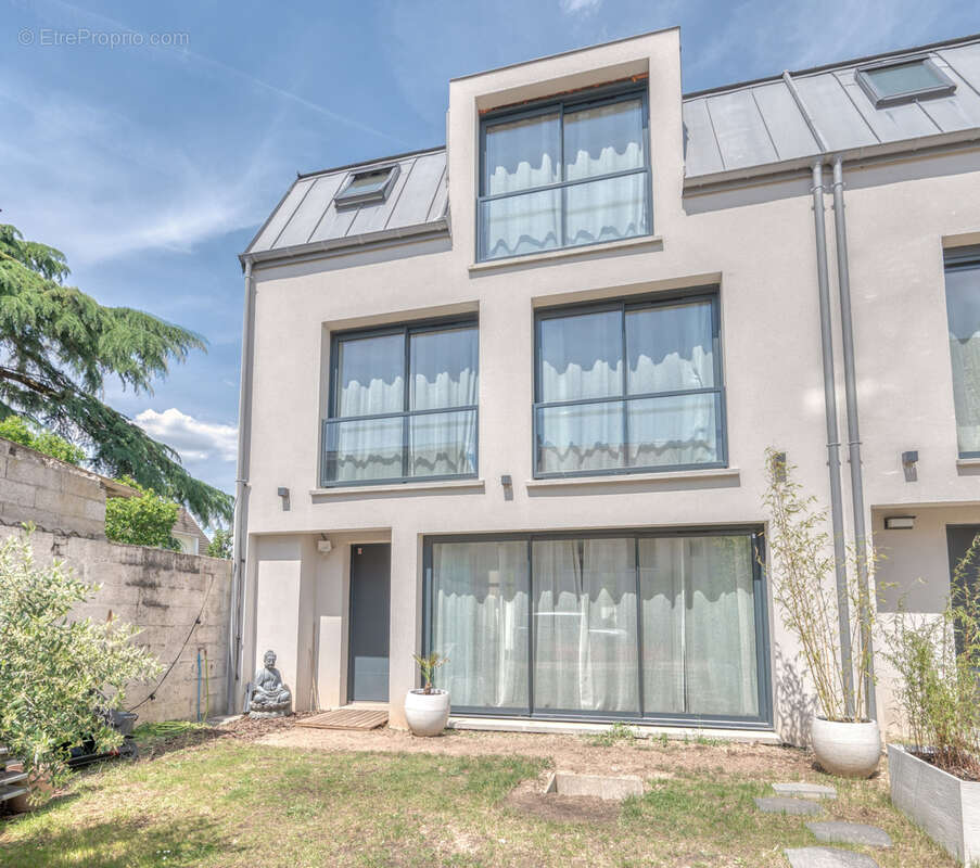 Maison à CROISSY-SUR-SEINE