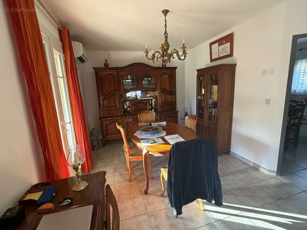 Maison à LASSEUBE-PROPRE