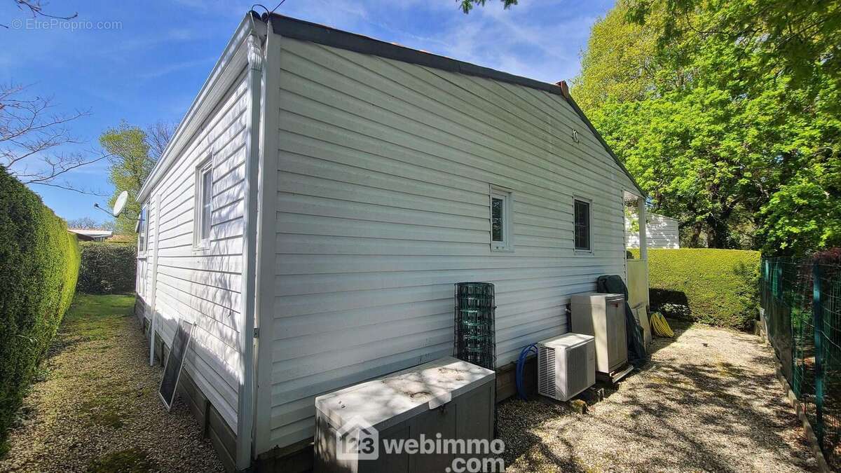 Arrière chalet - Maison à TALMONT-SAINT-HILAIRE