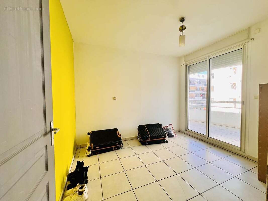 Appartement à SAINT-DENIS