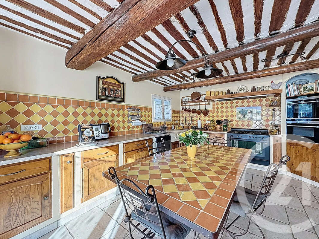 Maison à NOVES