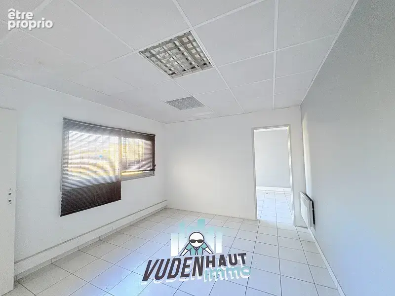 Commerce 1 250 m² à vendre à Portet-Sur-Garonne (31120) - photo 5