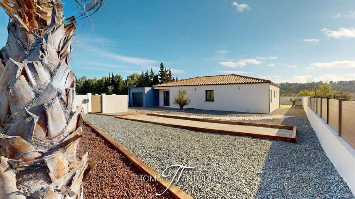 En exclusivite - plain pied - 4 chambres - piscine - garage - photo 11