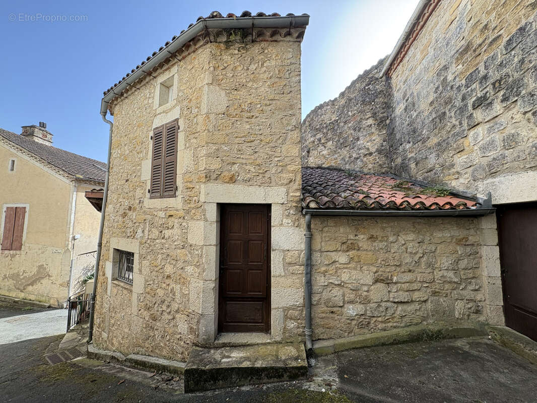 Maison à PUY-L'EVEQUE