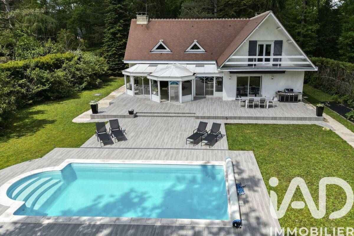 Photo 1 - Maison à LAMORLAYE