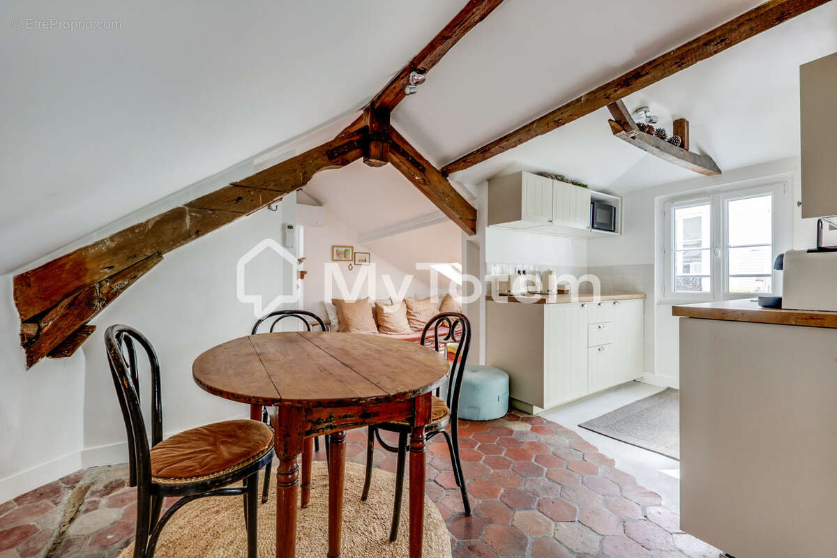 Appartement à PARIS-11E