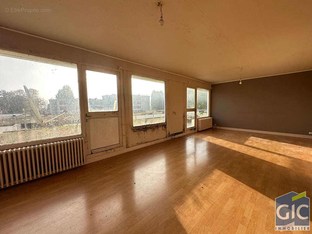 Appartement à HEROUVILLE-SAINT-CLAIR