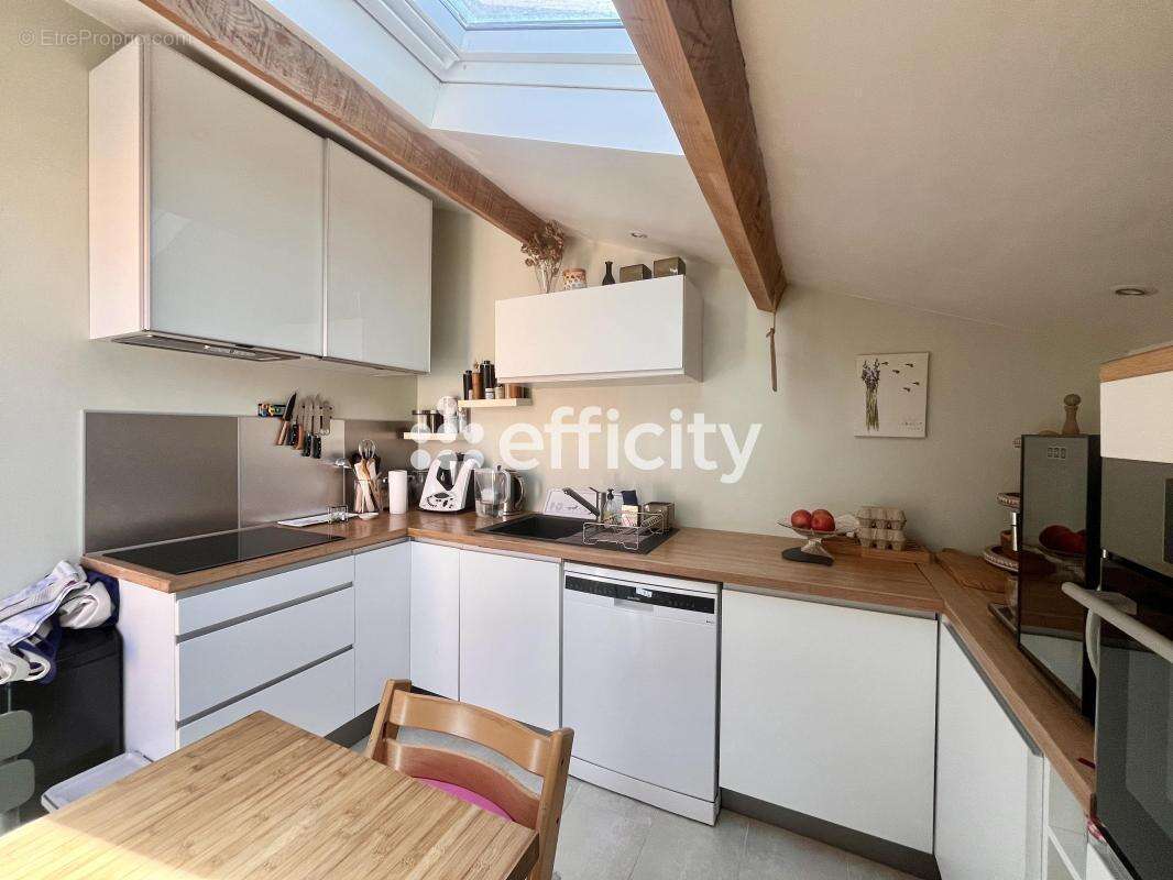 Appartement à SAINT-CYR-SUR-MER