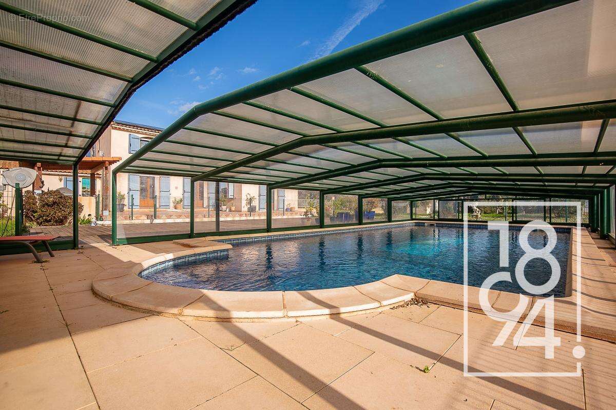 Maison à SAINT-MARTIN-DE-CRAU