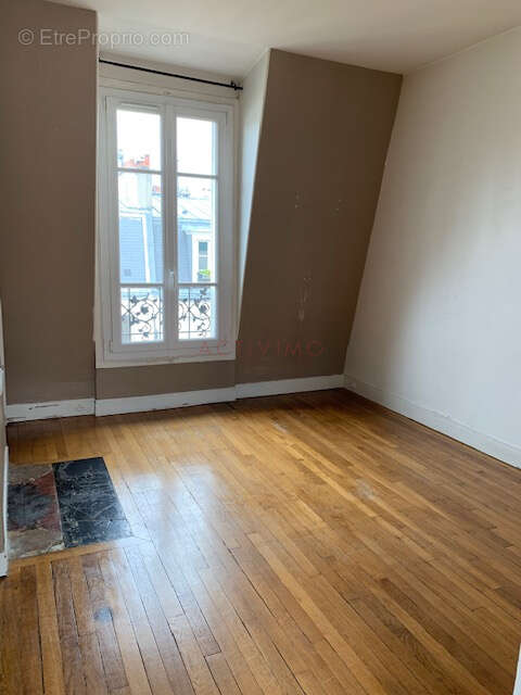 2 PIECES 40m2 - Rue Cler Paris 7ème - photo 3