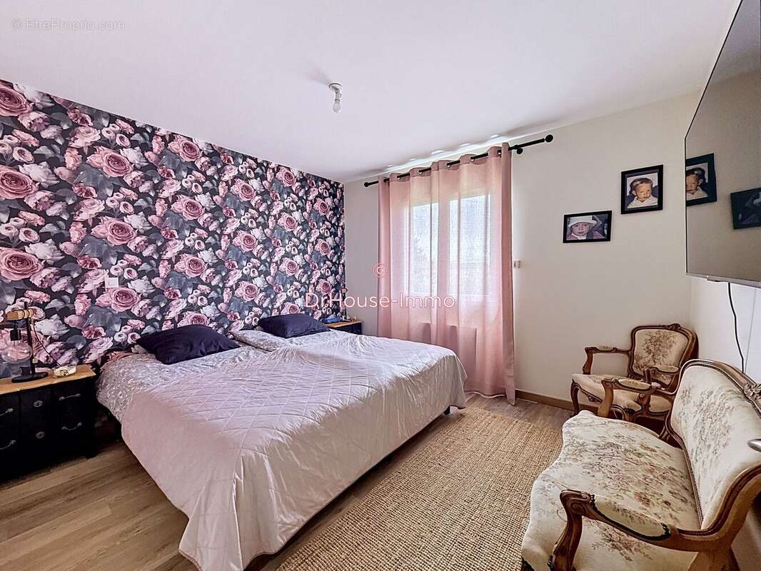 Maison à COULOUNIEIX-CHAMIERS