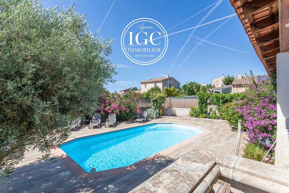 Maison t4 - 113 m² - piscine - garage - mont d'or - hopital nord - 458 m² terrain - photo 12