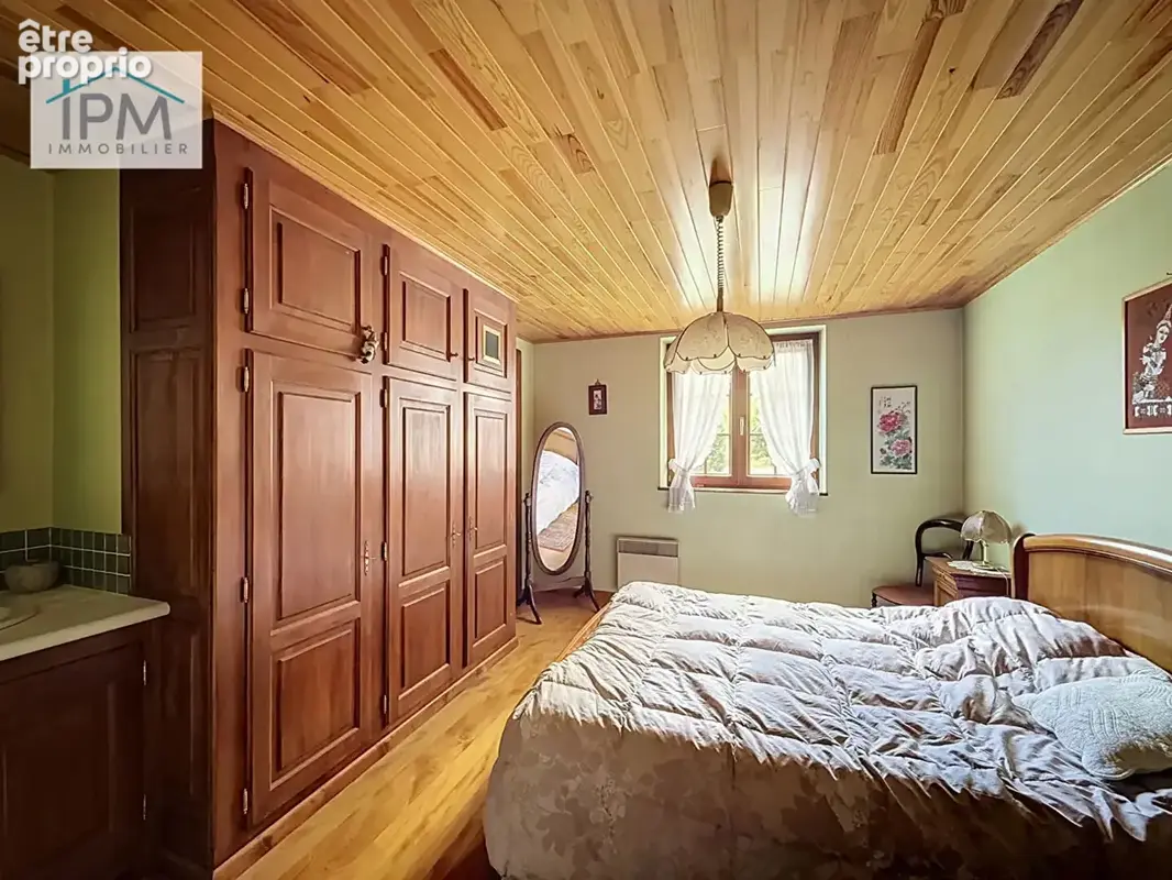 Lalaye ? maison familiale avec vue dégagée, terrain de 14,16 ares et dépendances - photo 10