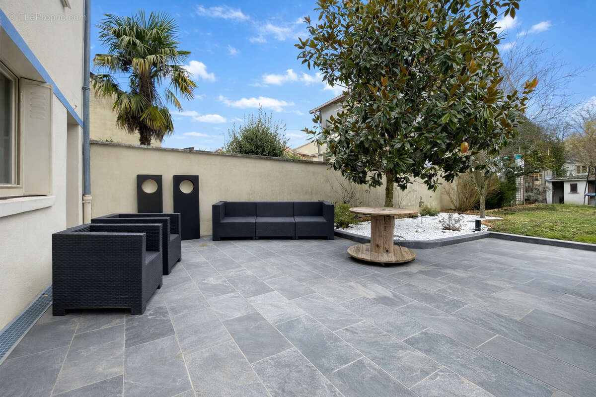 IA Exterieur - Maison à BRUNOY