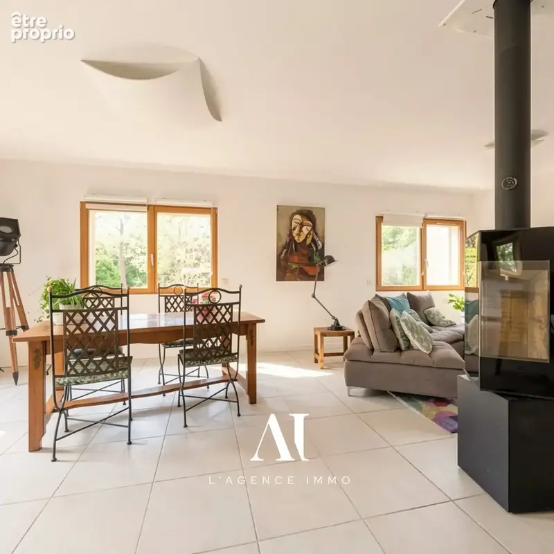 Maison 5 pièces 259 m² à vendre à Divonne-Les-Bains (01220) - photo 9