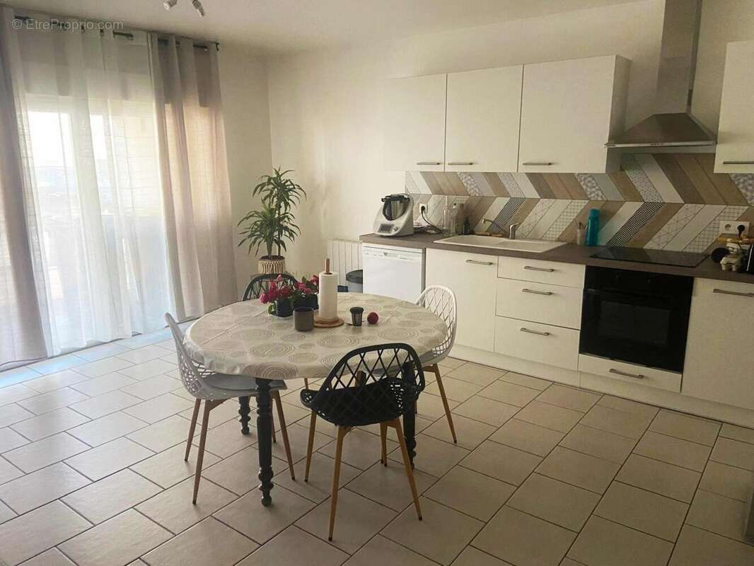 Photo 2 - Maison à RUELLE-SUR-TOUVRE