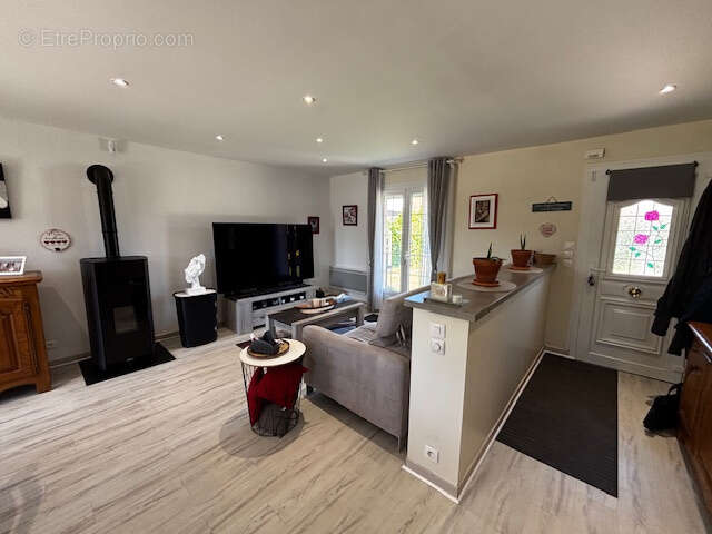 Maison à LA HAYE-MALHERBE