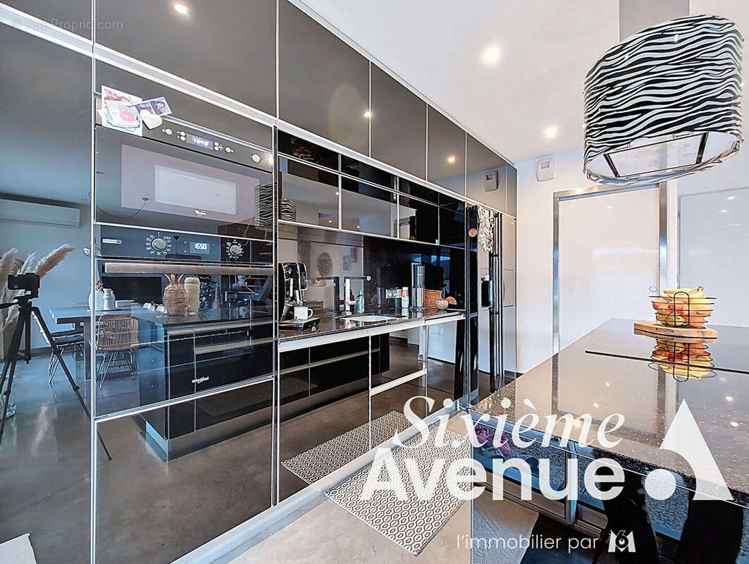 Maison à COLOMBIER-SAUGNIEU