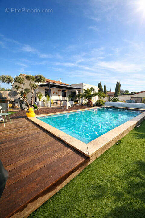 Maison à ROCHEFORT-DU-GARD