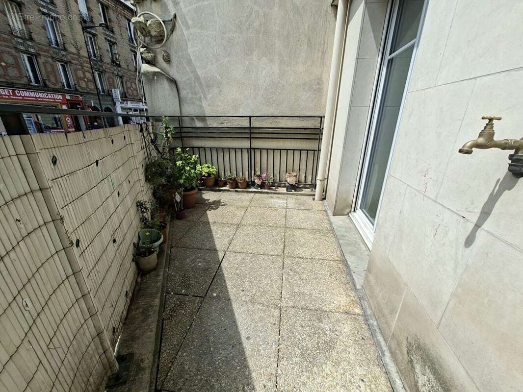 Appartement à LE BOURGET