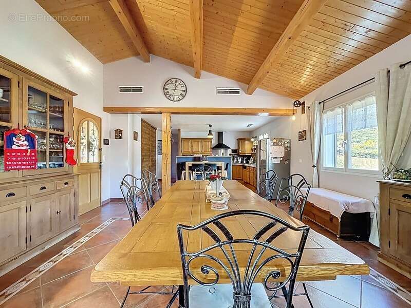 Maison à USCLAS-DU-BOSC