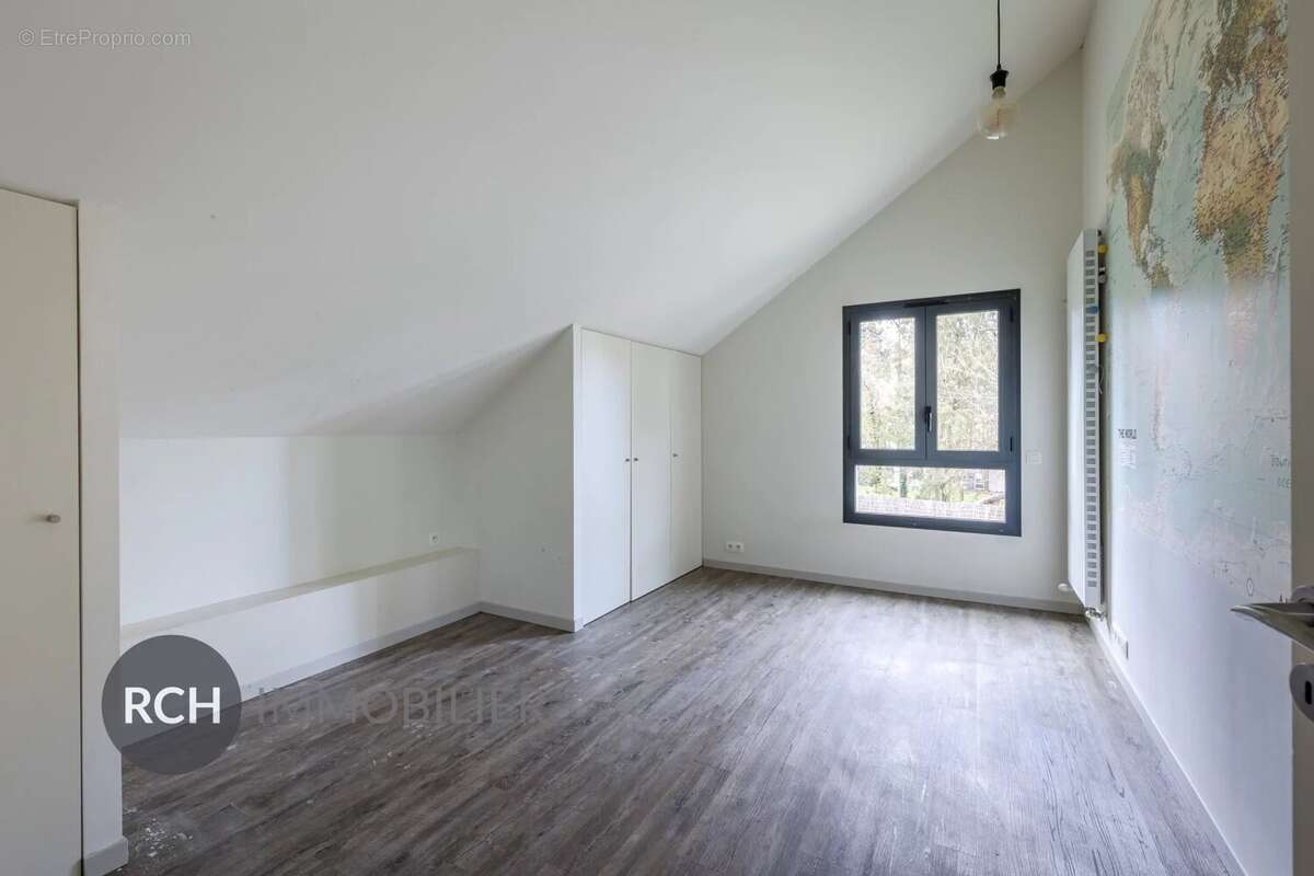 Maison à MONTFORT-L&#039;AMAURY