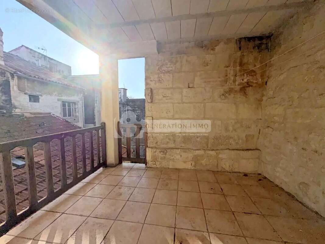 Appartement à BEAUCAIRE