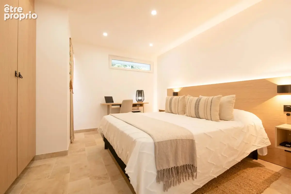Coup de cœur – mazet rénové 87 m² – centre des issambres – aperçu mer - photo 16