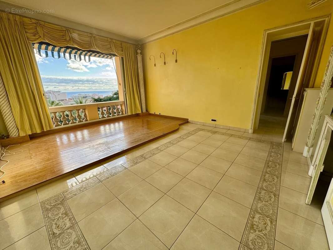 Cannes vente 2 pièces + chambre de service - photo 4