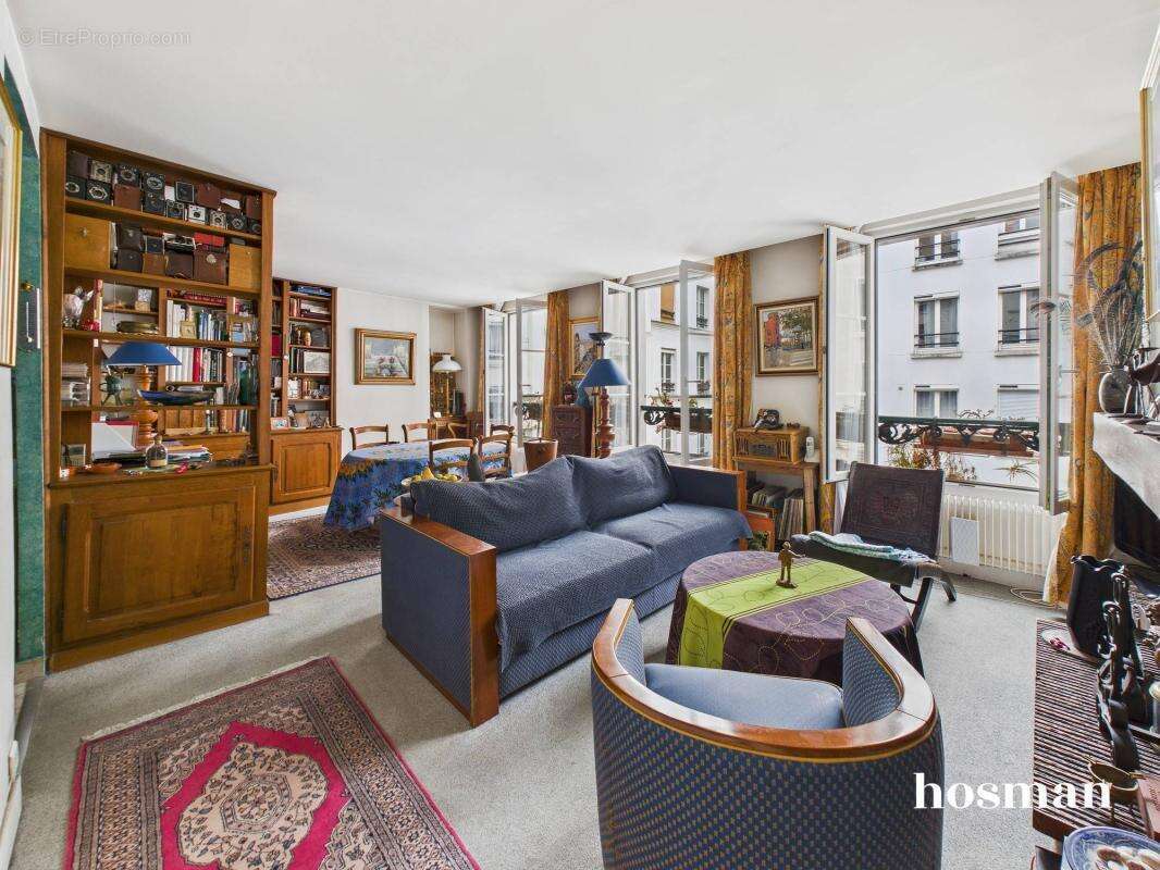 Appartement à PARIS-18E